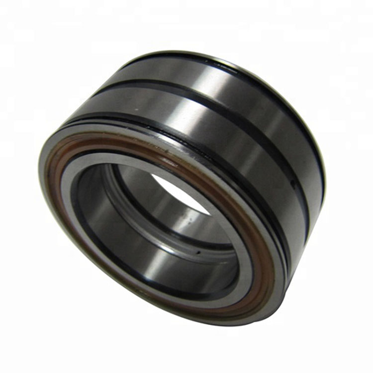 in stock axial cylindrical roller bearing