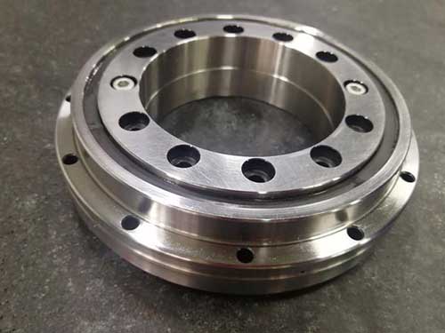 robot bearing in stock